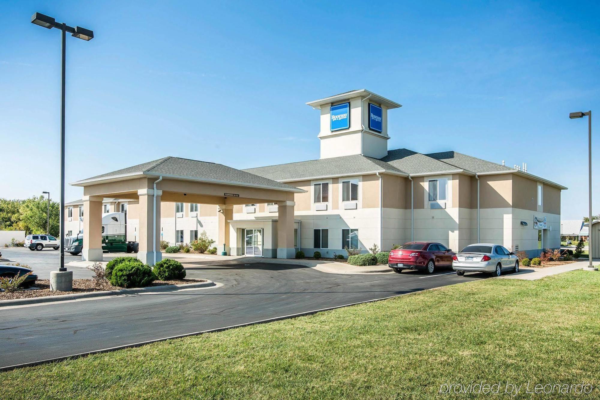 Quality Inn Parsons North Luaran gambar